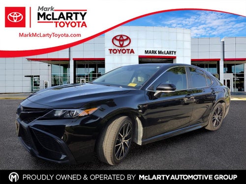 2022 Toyota Camry Hybrid SE