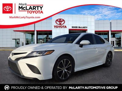 2020 Toyota Camry SE