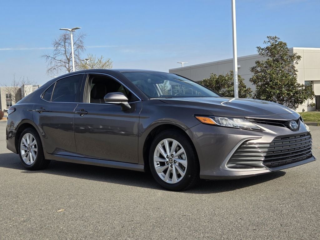 2024 Toyota CAMRY LE