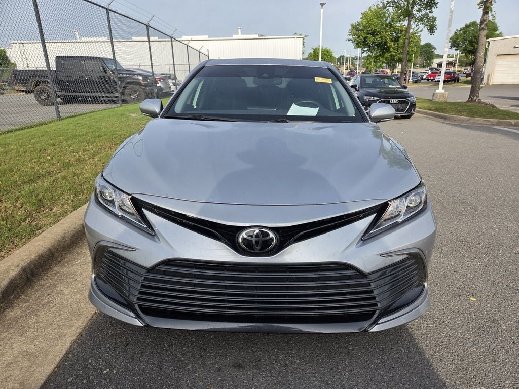 2022 Toyota CAMRY LE