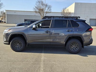 2024 Toyota RAV4 HYBRID XLE Premium