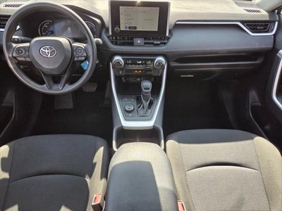 2025 Toyota RAV4 HYBRID LE