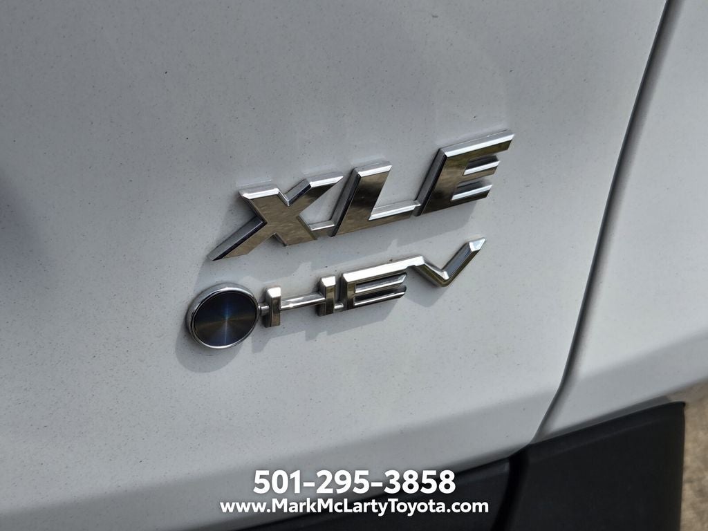 2025 Toyota RAV4 Hybrid XLE