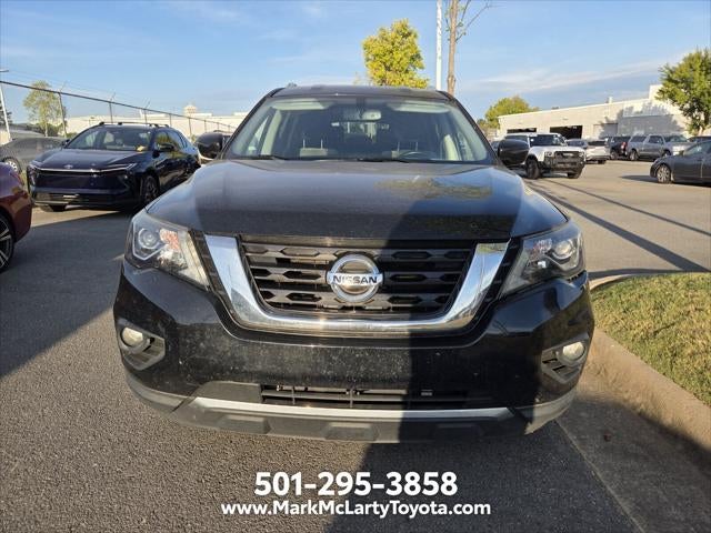 2020 Nissan Pathfinder SV