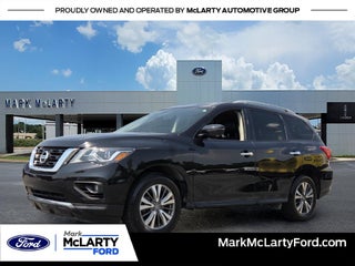 2020 Nissan Pathfinder SL