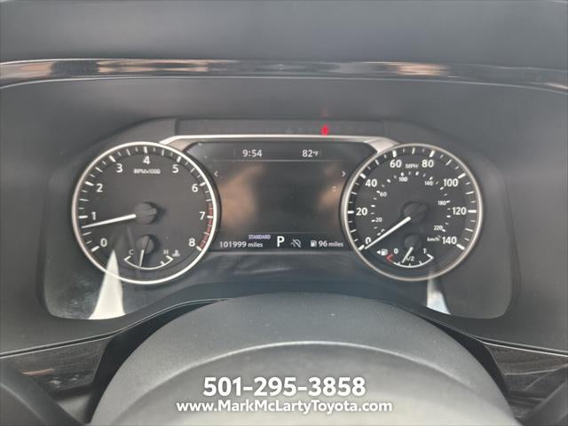 2022 Nissan Pathfinder SL