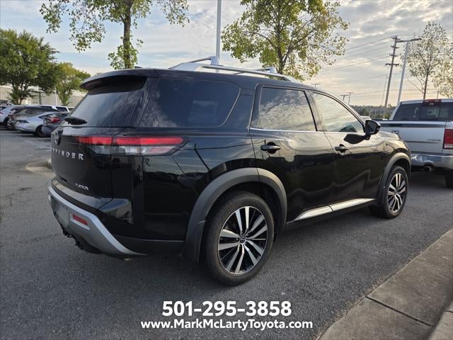 2023 Nissan Pathfinder Platinum