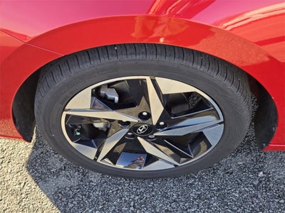 2022 Hyundai Elantra Limited