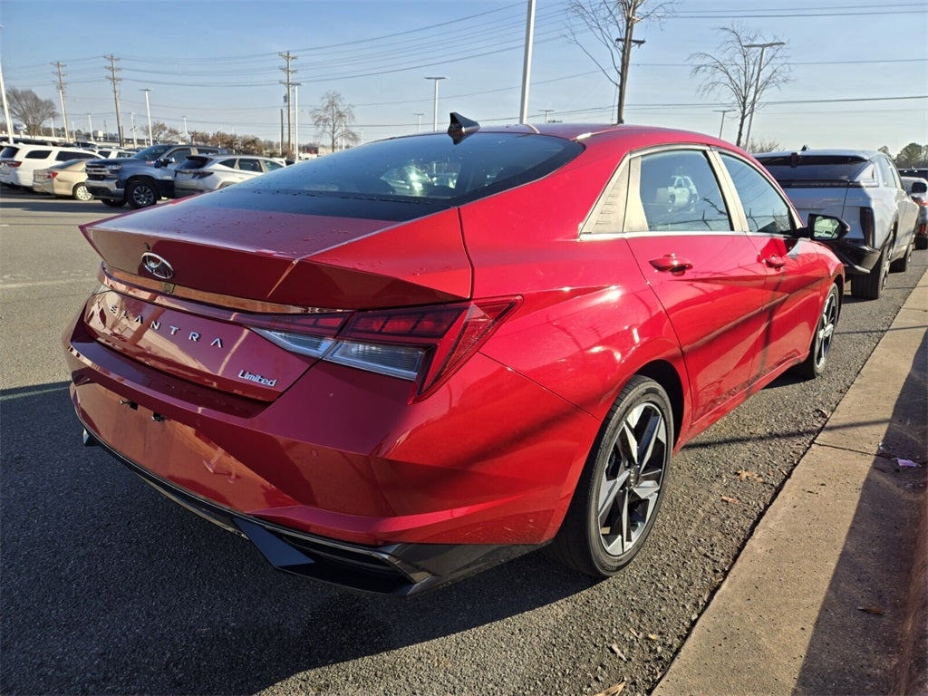 2022 Hyundai Elantra Limited