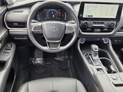 2025 Toyota GRAND HIGHLANDER XLE
