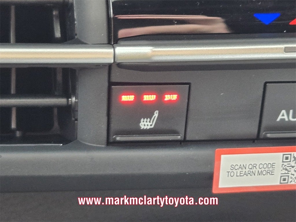 2026 Toyota Sienna Woodland Edition 7 Passenger