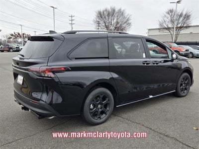 2026 Toyota Sienna Woodland Edition 7 Passenger