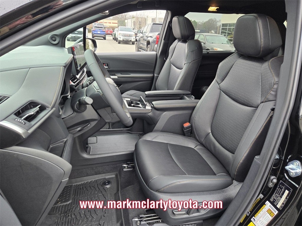 2026 Toyota Sienna Woodland Edition 7 Passenger