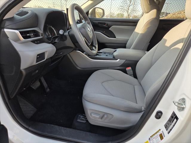 2021 Toyota HIGHLANDER L