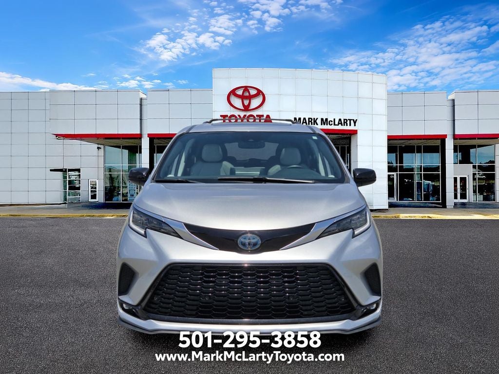 2021 Toyota SIENNA XSE XSE 7 Passenger