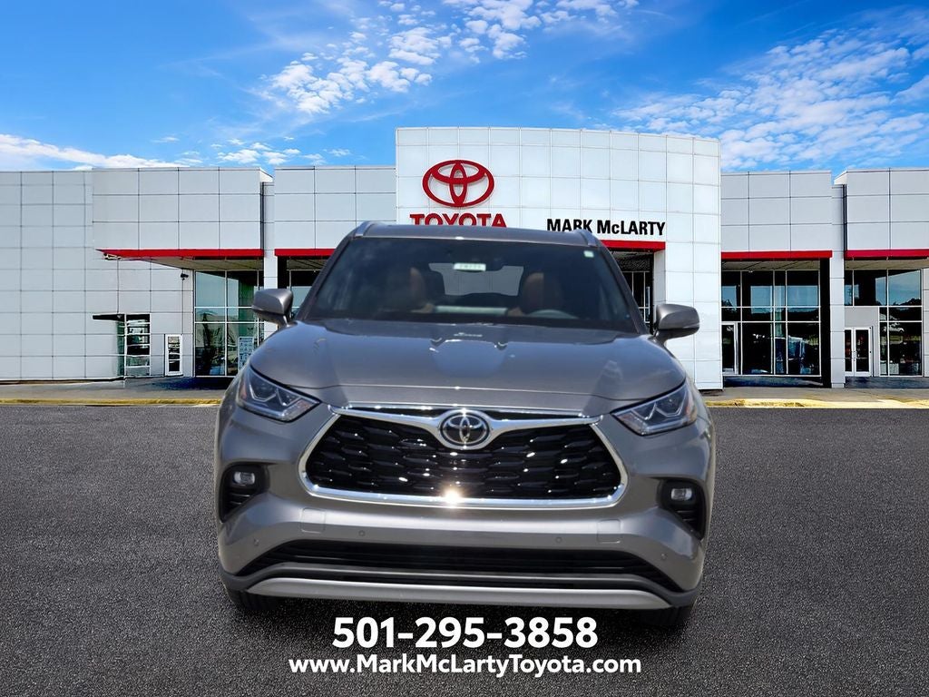 2026 Toyota Highlander Hybrid Platinum