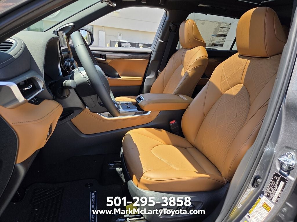 2026 Toyota Highlander Hybrid Platinum