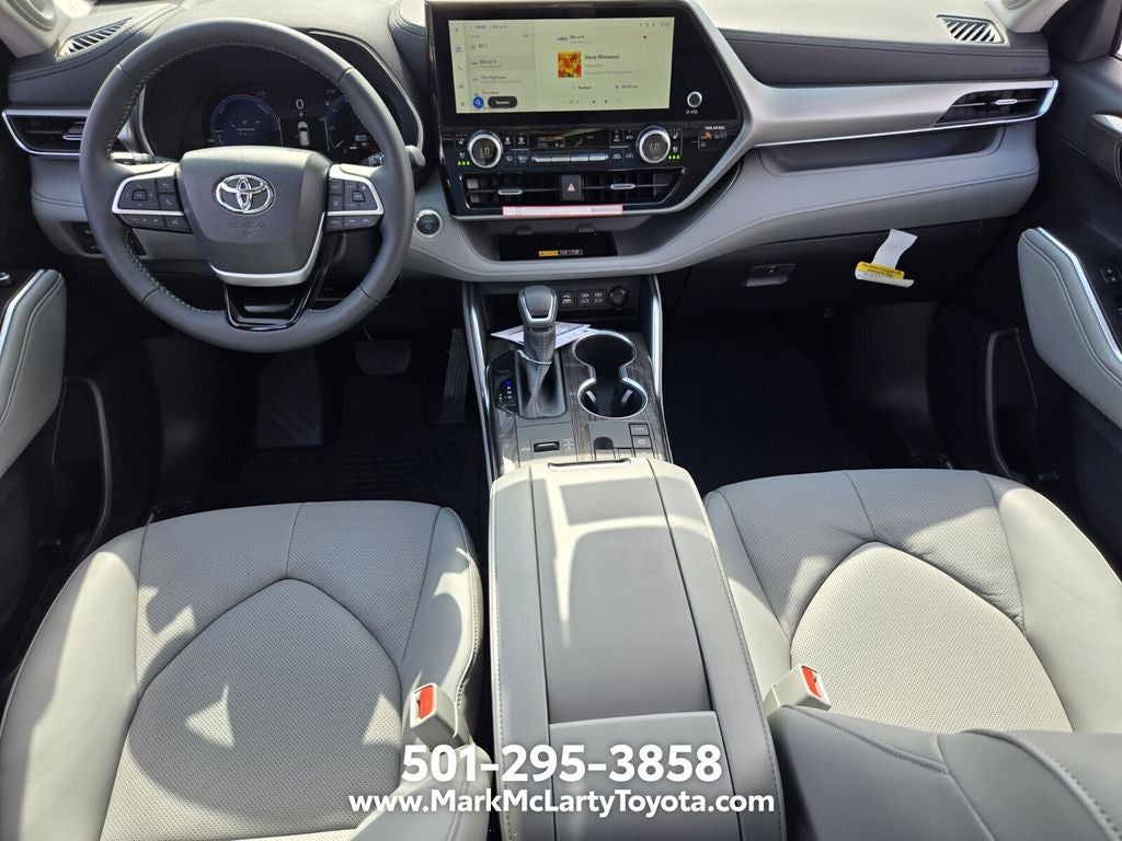 2026 Toyota Highlander Hybrid Hybrid Platinum
