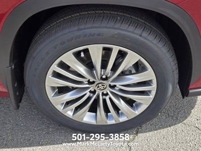 2026 Toyota Highlander Hybrid Hybrid Platinum