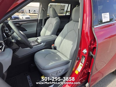 2026 Toyota Highlander Hybrid Hybrid Platinum