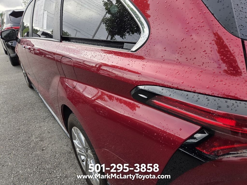 2024 Toyota Sienna Platinum 7 Passenger