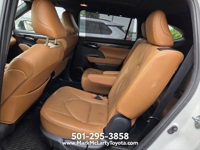2021 Toyota Highlander Platinum