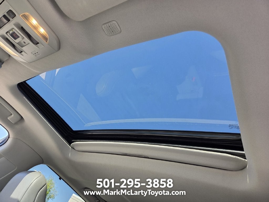 2022 Toyota HIGHLANDER HYBRD XLE
