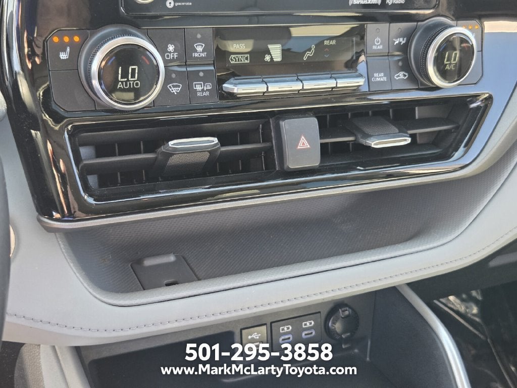 2022 Toyota HIGHLANDER HYBRD XLE
