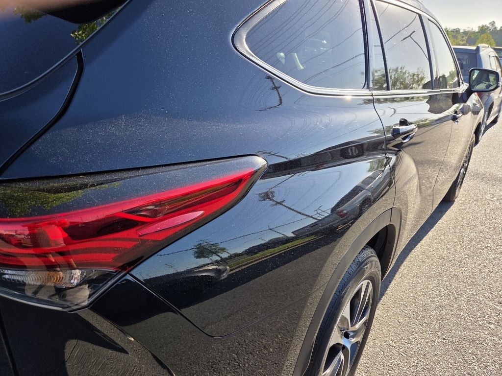 2022 Toyota HIGHLANDER HYBRD XLE