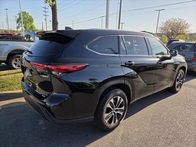 2022 Toyota HIGHLANDER HYBRD XLE