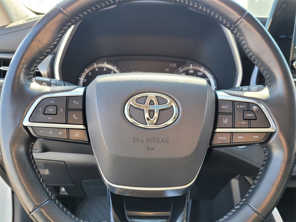2020 Toyota HIGHLANDER XLE