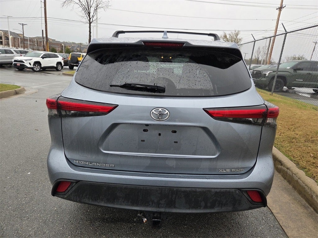 2020 Toyota HIGHLANDER XLE