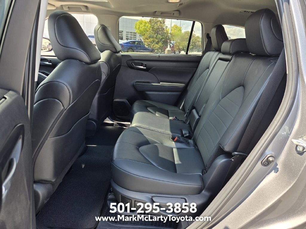 2026 Toyota Highlander Hybrid XLE