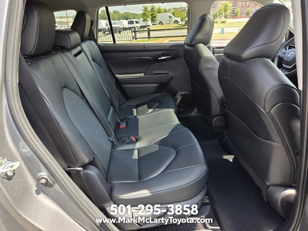 2026 Toyota Highlander Hybrid XLE