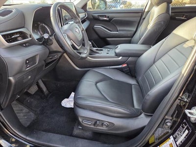 2023 Toyota HIGHLANDER HYBRD XLE