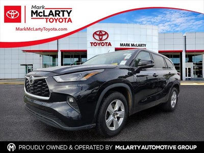 2023 Toyota Highlander LE