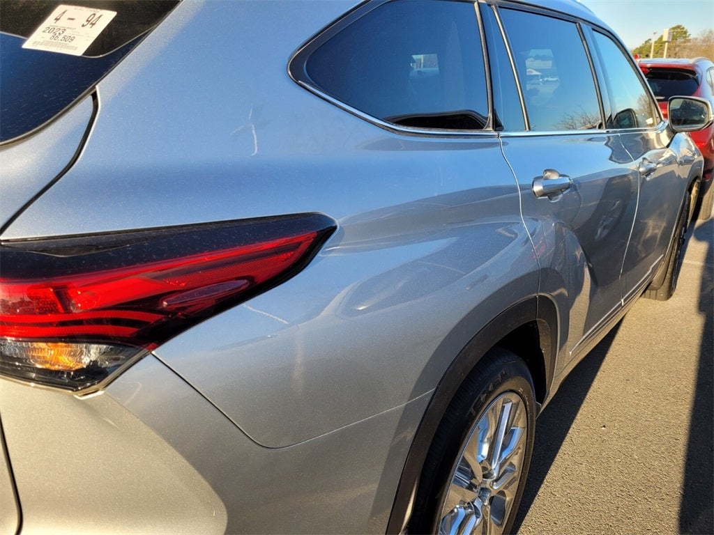 2023 Toyota HIGHLANDER Limited