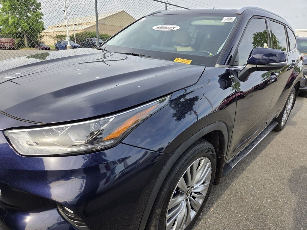 2023 Toyota Highlander Platinum