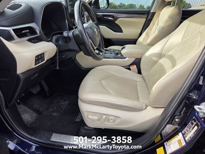 2023 Toyota Highlander Platinum