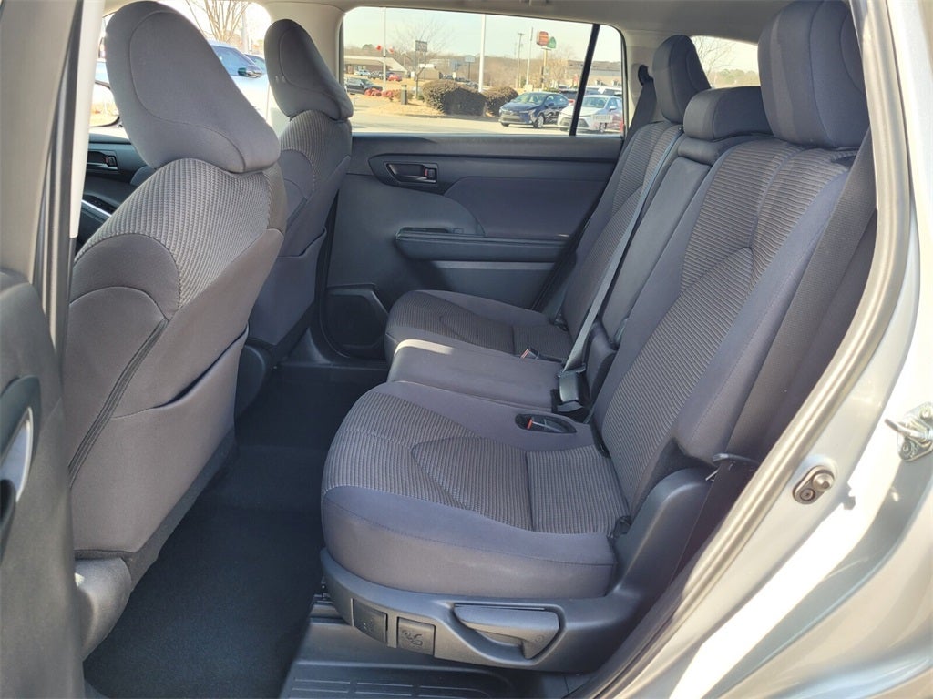 2024 Toyota HIGHLANDER LE AWD