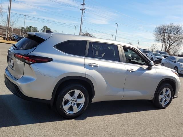 2024 Toyota HIGHLANDER LE AWD