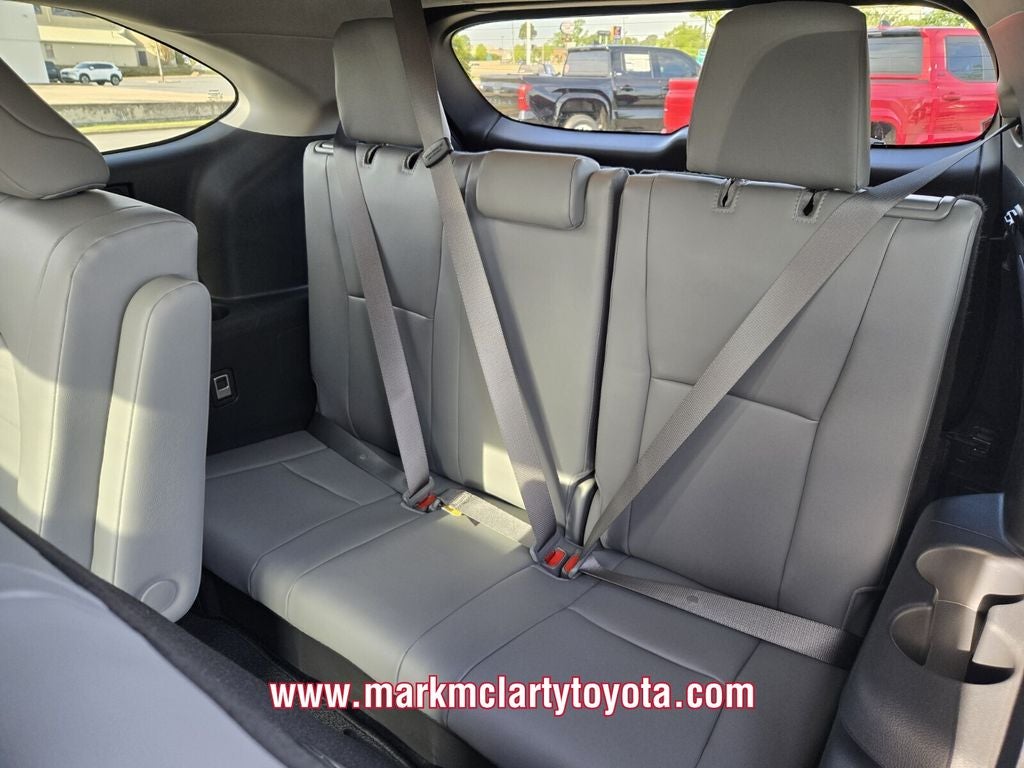 2026 Toyota Highlander XLE
