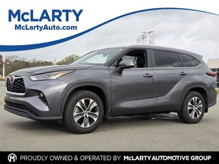 2025 Toyota HIGHLANDER XLE