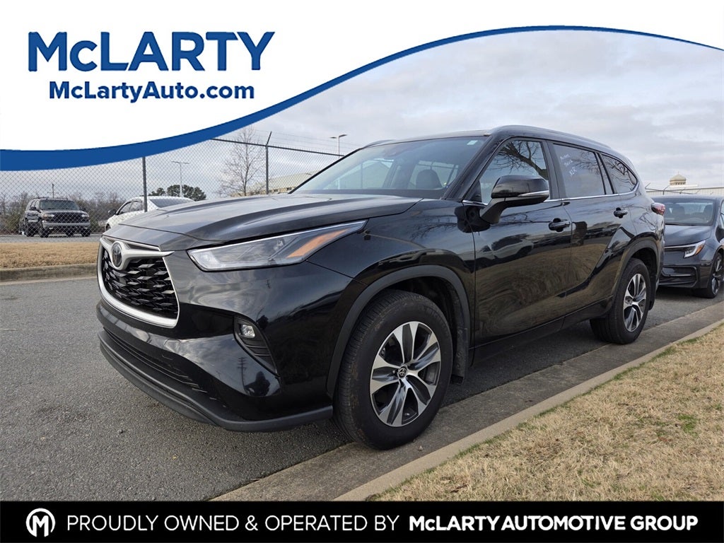 2025 Toyota HIGHLANDER XLE