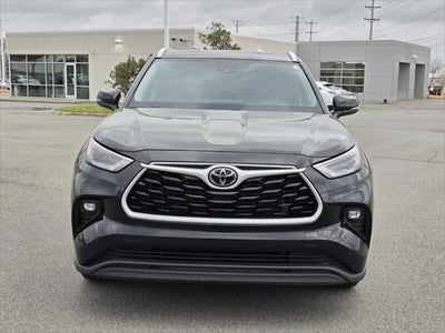 2025 Toyota HIGHLANDER XLE