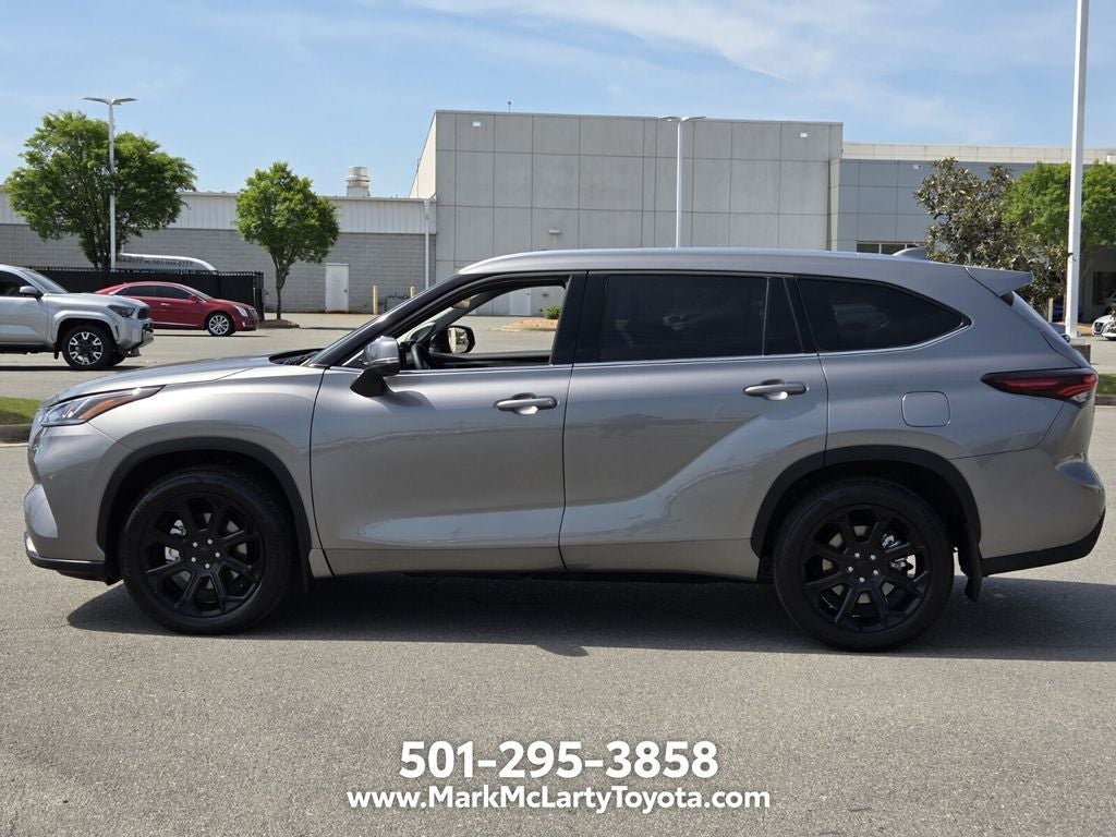2026 Toyota HIGHLANDER Limited