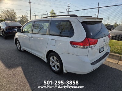 2014 Toyota Sienna LE