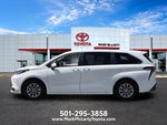 2025 Toyota Sienna LE 8 Passenger