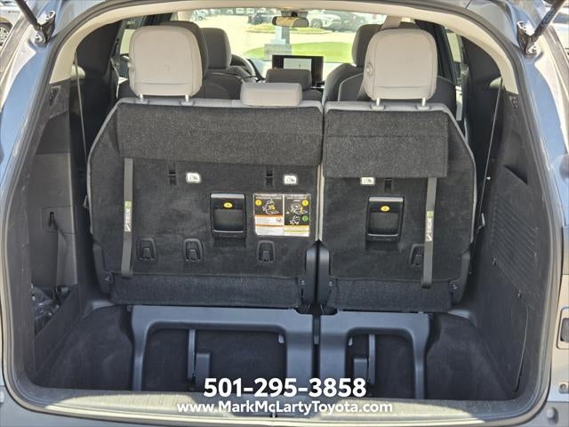 2025 Toyota Sienna LE 8 Passenger