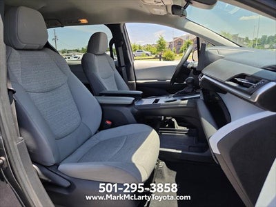 2025 Toyota Sienna LE 8 Passenger